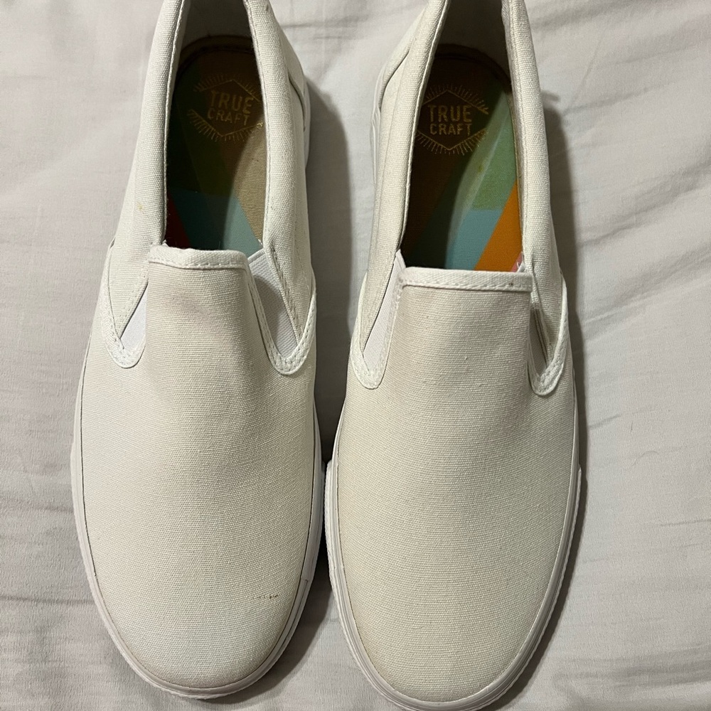 True Craft White Sneakers Comfortable Everyday Footwear